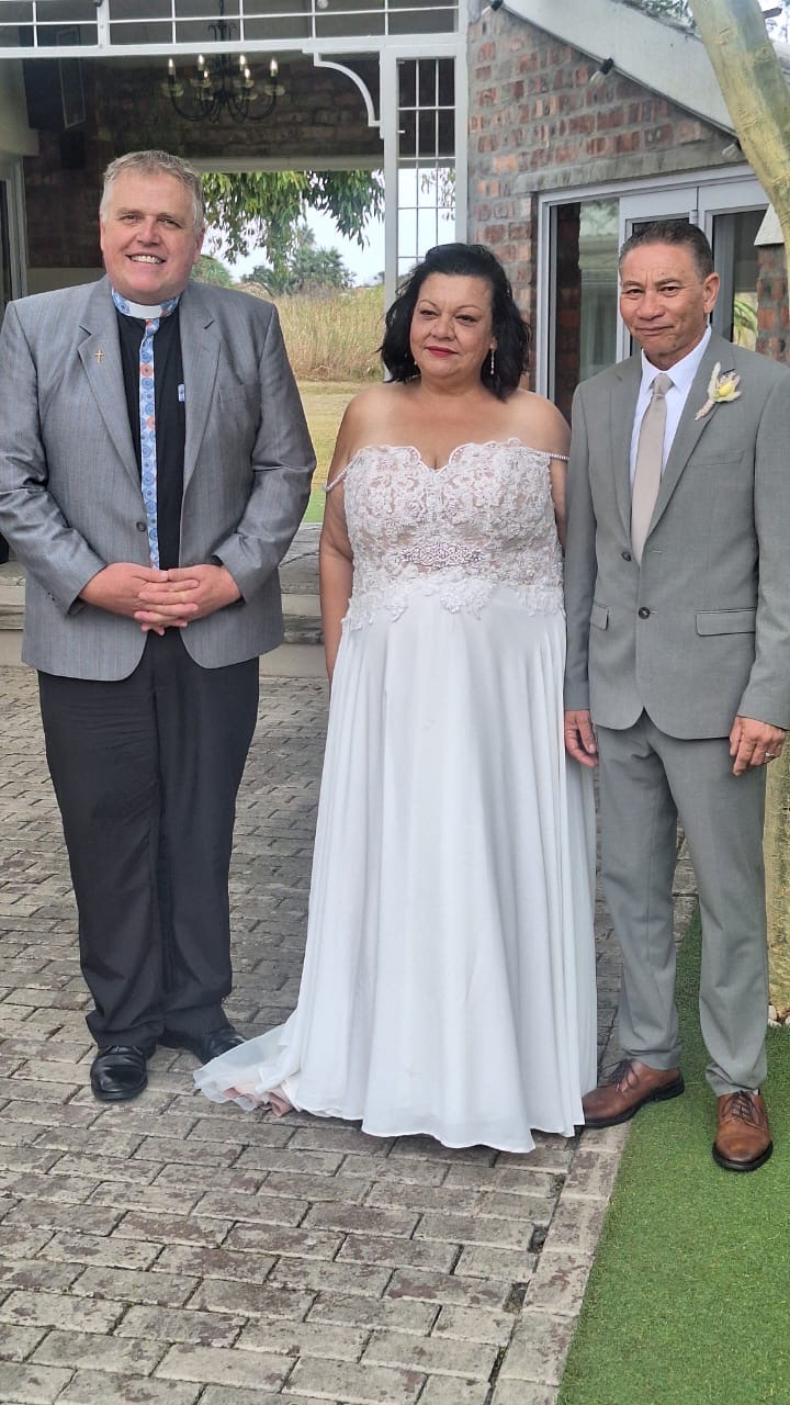 Wedding ceremony by Dr. Gerrit Rademeyer in Goukamma