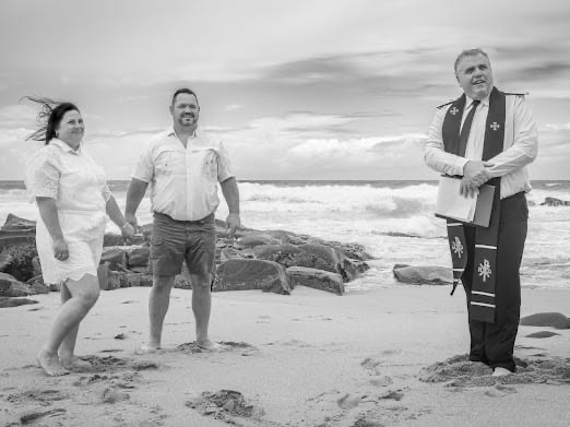 Wedding ceremony by Dr. Gerrit Rademeyer in Goukamma